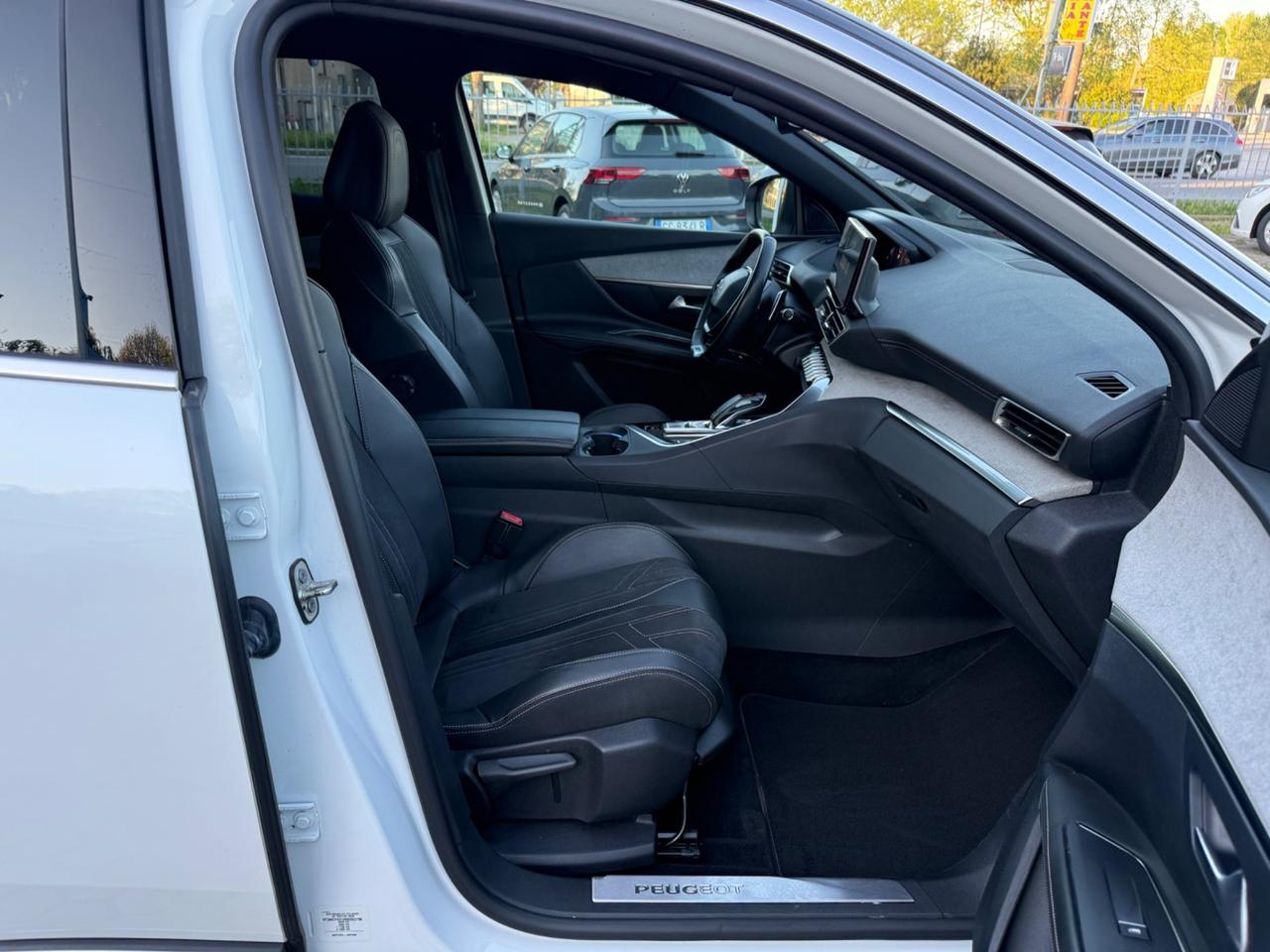 Peugeot 3008 BlueHDi 130 S&S EAT8 GT-LINE