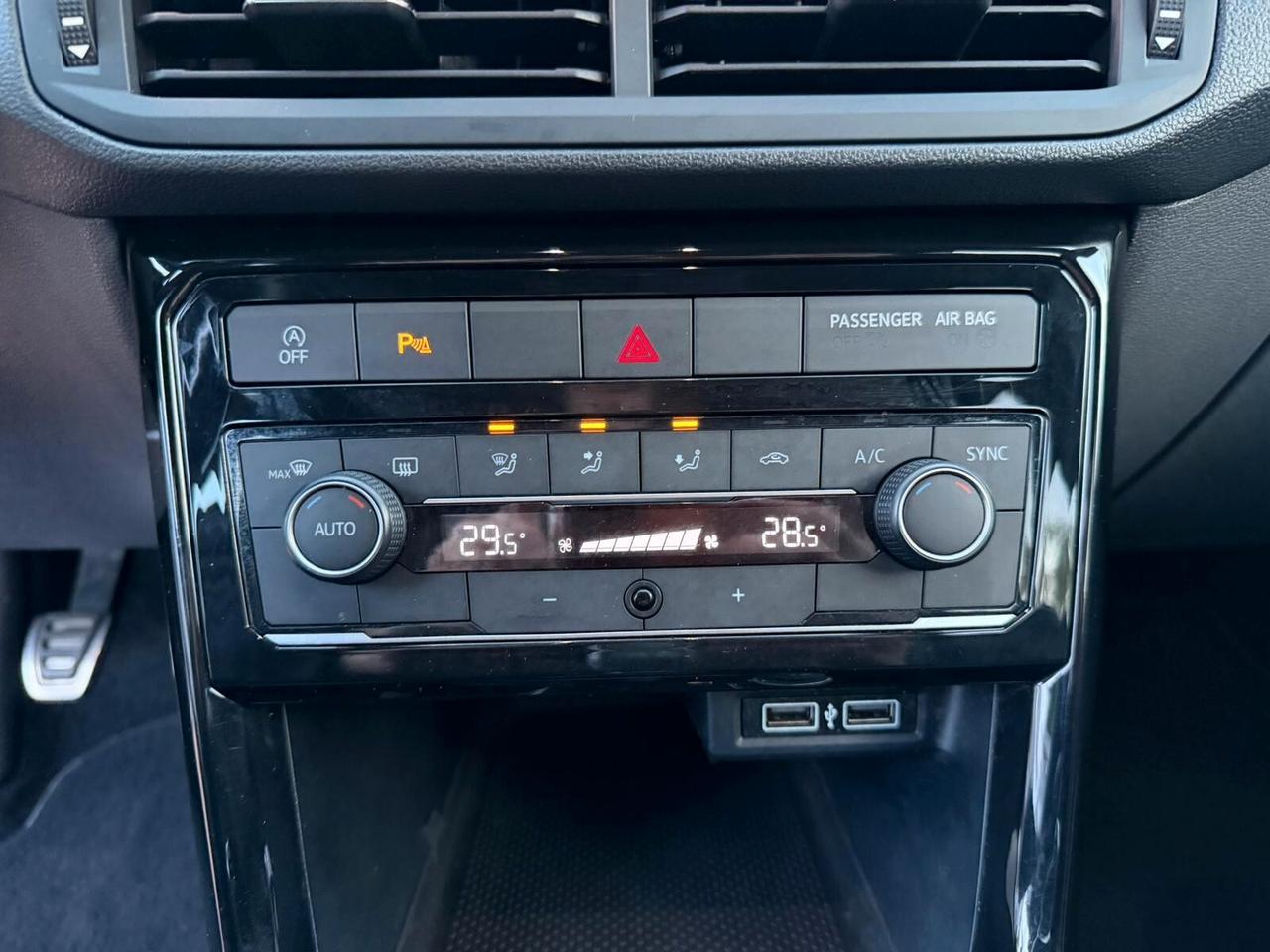 Volkswagen T-Cross 1.0 TSI 115 CV Advanced R-LINE