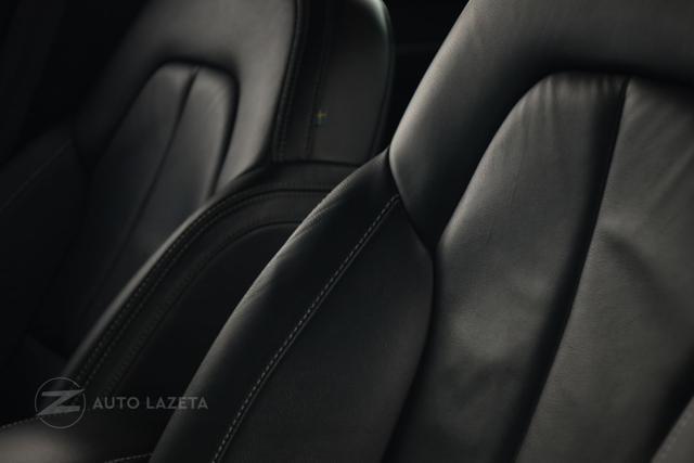 VOLVO XC40 T5 Recharge Plug-in Hybrid Inscription Auto