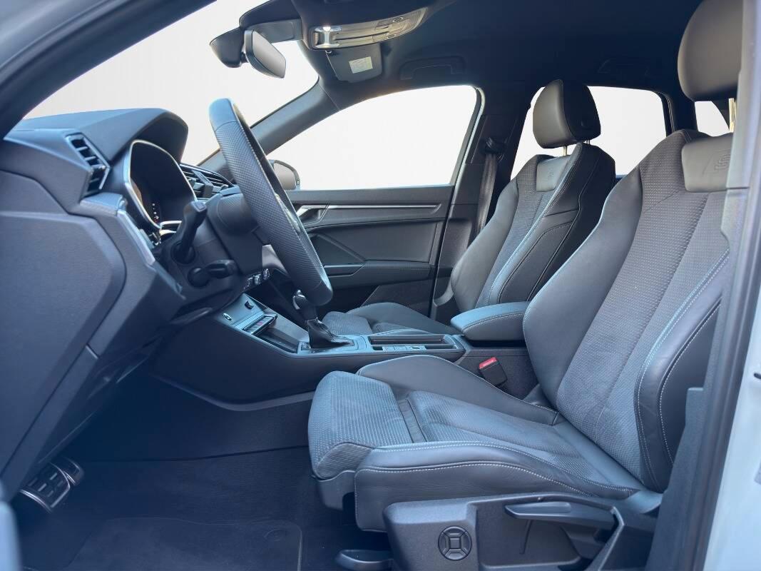 Audi Q3 35 2.0 tdi S line edition s-tronic