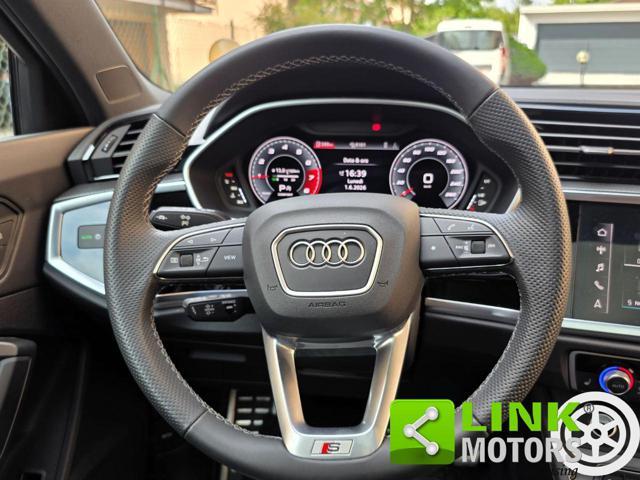 AUDI Q3 SPB 35 TFSI S tronic Identity Black S Line Edition