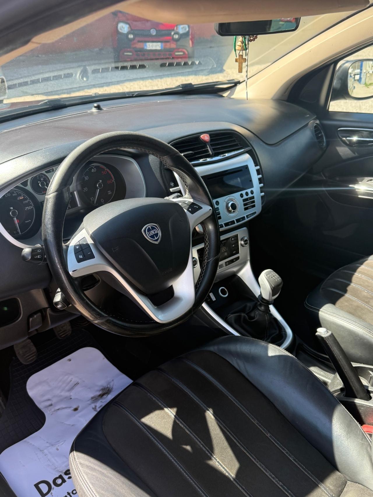 Lancia Delta 1.6 MJT DPF Business