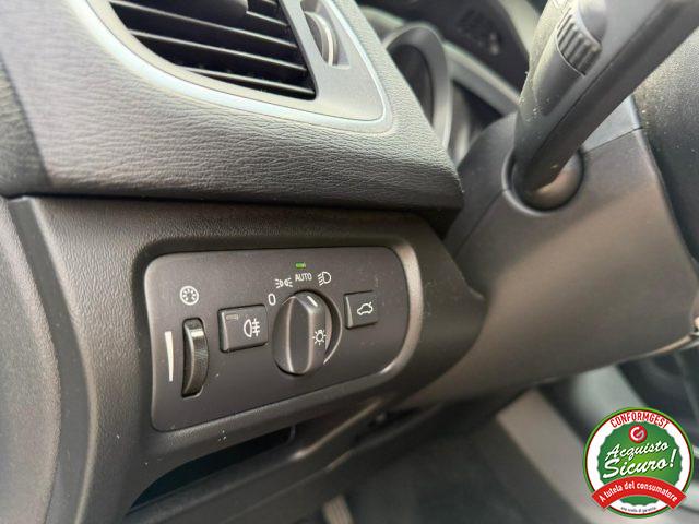 VOLVO V40 D2 Momentum Navi Led
