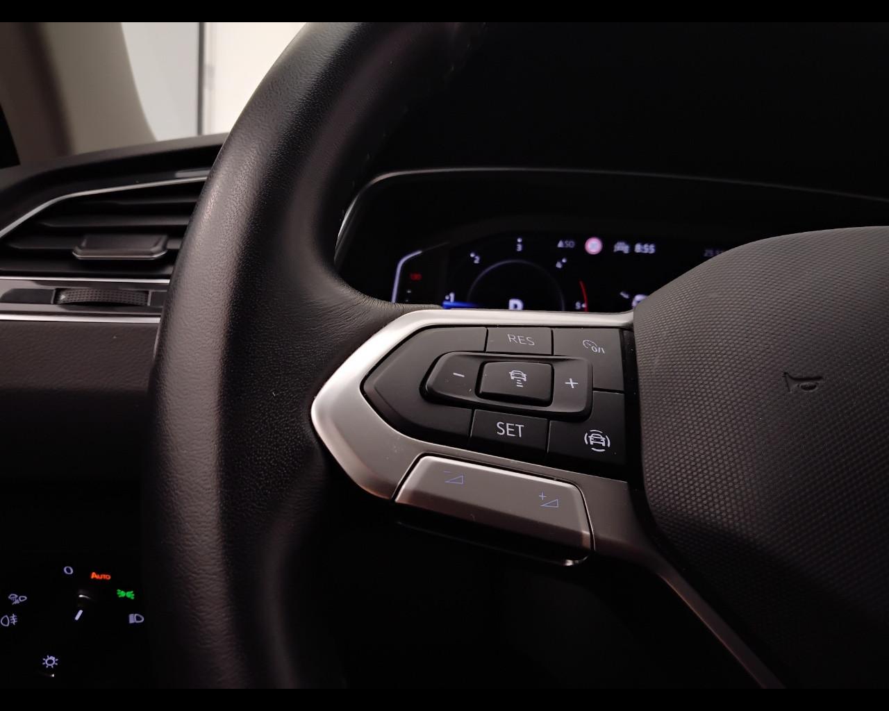 VOLKSWAGEN Tiguan II 2021 - Tiguan 2.0 tdi Elegance 150cv dsg