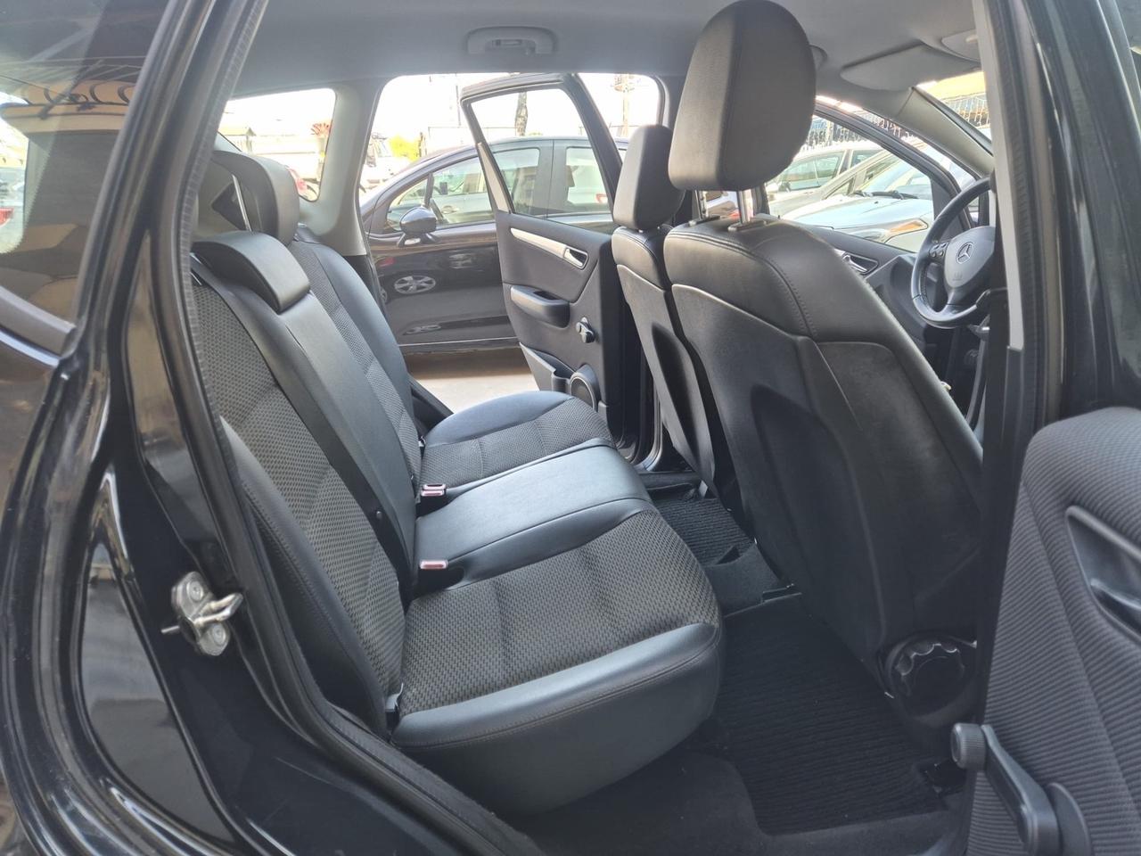 Mercedes-benz A 150 BlueEFFICIENCY Avantgarde