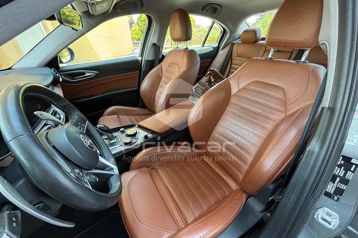 ALFA ROMEO Giulia 2.2 Turbodiesel 210 CV AT8 AWD Q4 Veloce