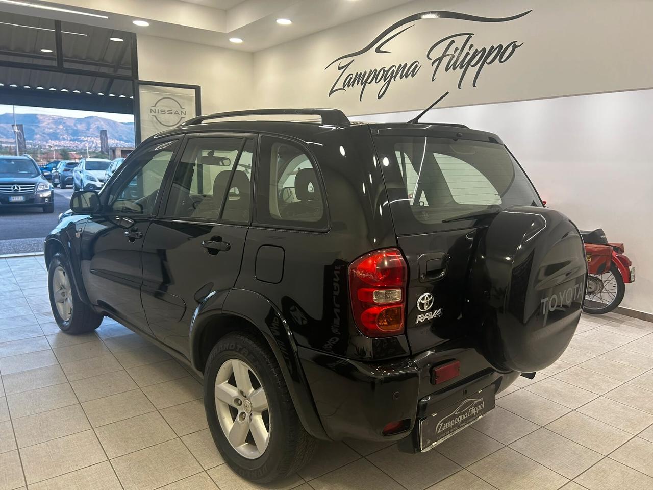 Toyota RAV 4 RAV4 2.0 Tdi D-4D cat 5 porte Sol