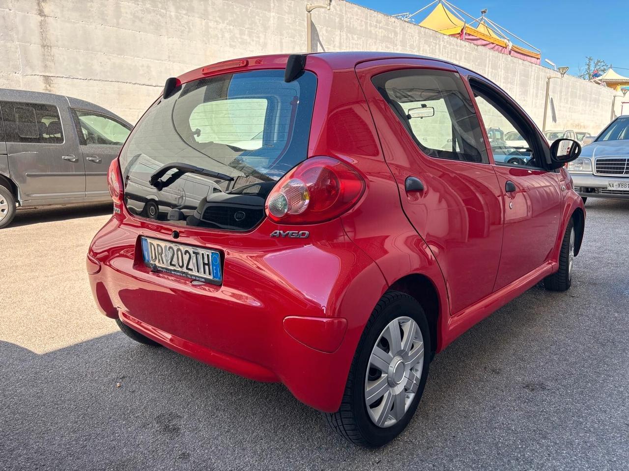 Toyota Aygo 1.0 12V VVT-i 5 porte