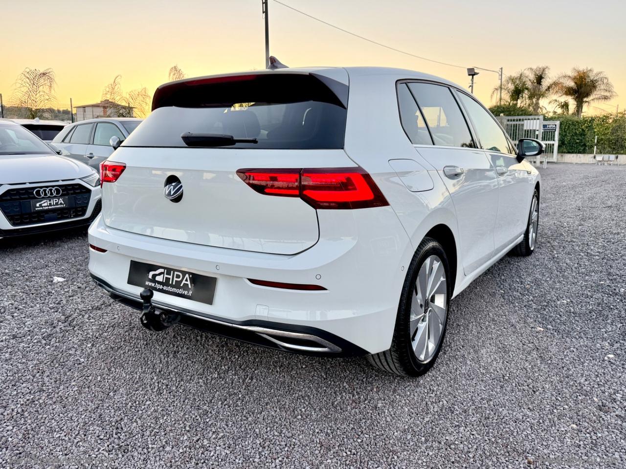 VOLKSWAGEN Golf 1.5 TSI 150CV Style NAVI IQ-LIGHT RETROCAMERA
