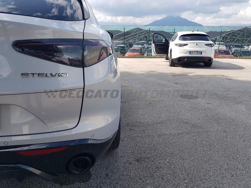 Alfa Romeo Stelvio Stelvio 2.2 t Veloce Q4 210cv auto