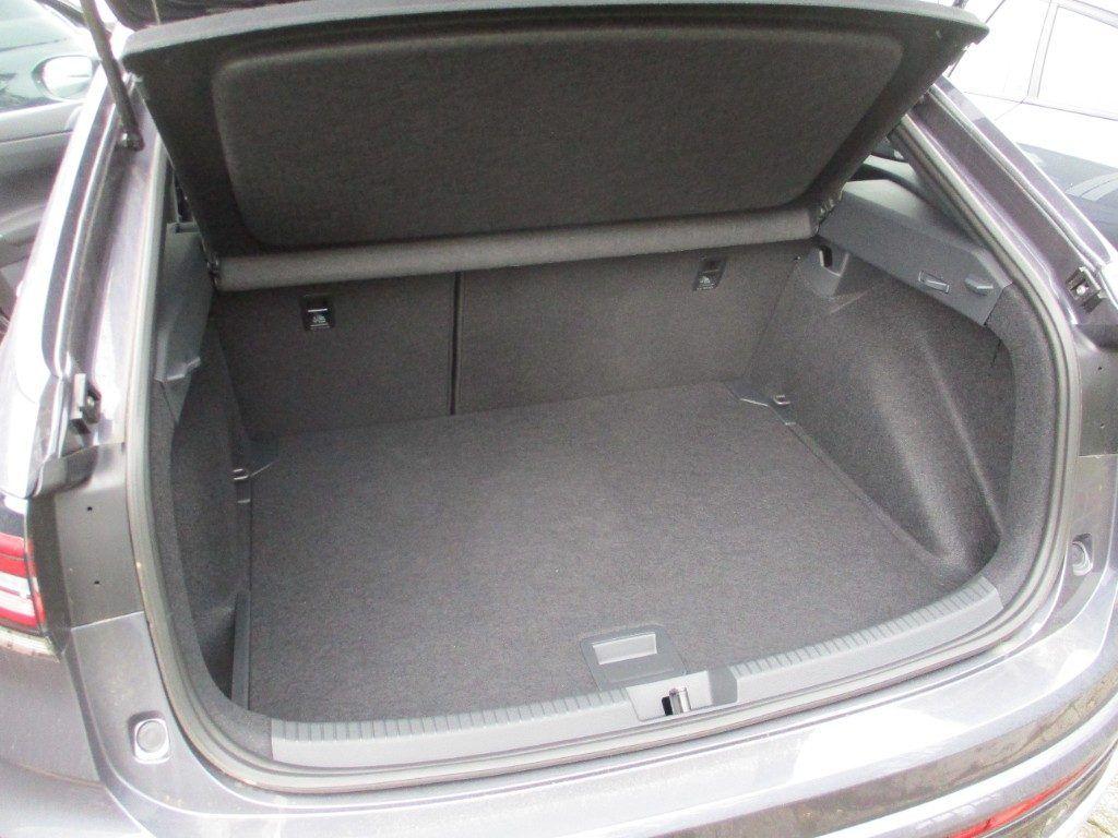 Volkswagen Taigo 1.0 TSI 115 CV DSG R-Line