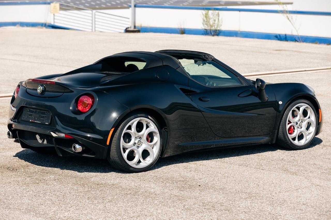 Alfa Romeo 4C 1750 TBi Spider