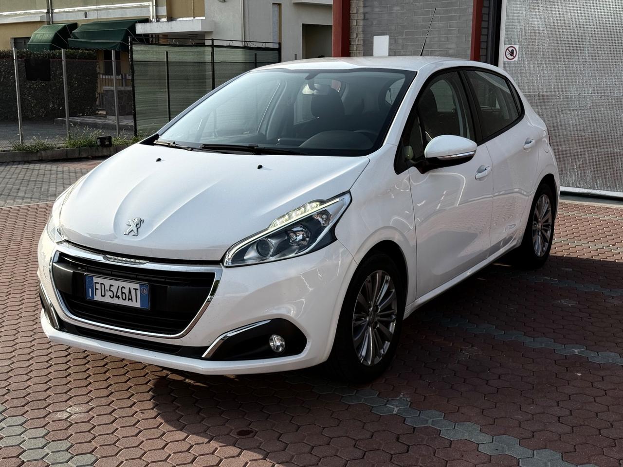 Peugeot 208 PureTech 82 5 porte Active