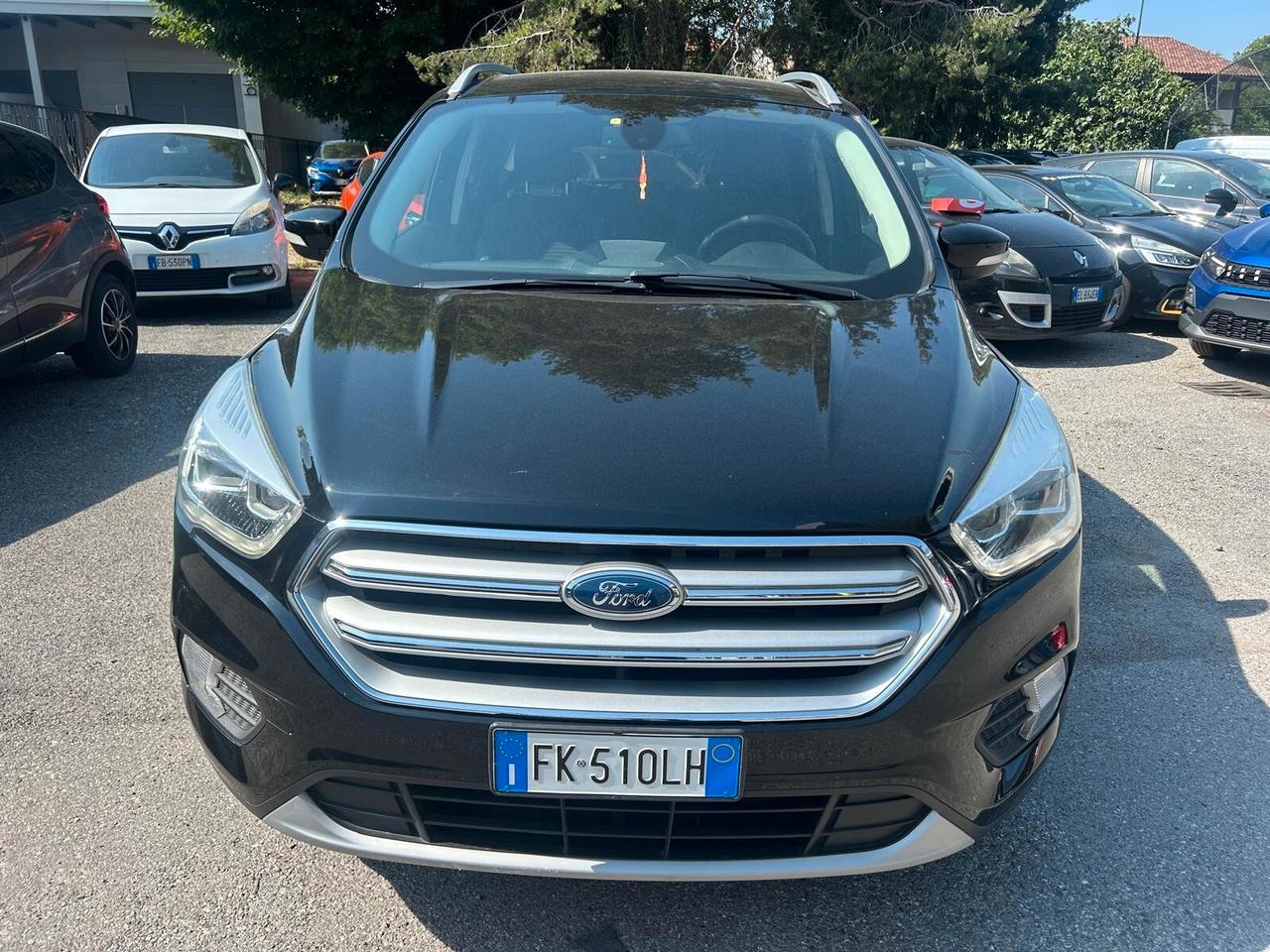 Ford Kuga 1.5 TDCI 120 CV Titanium km109