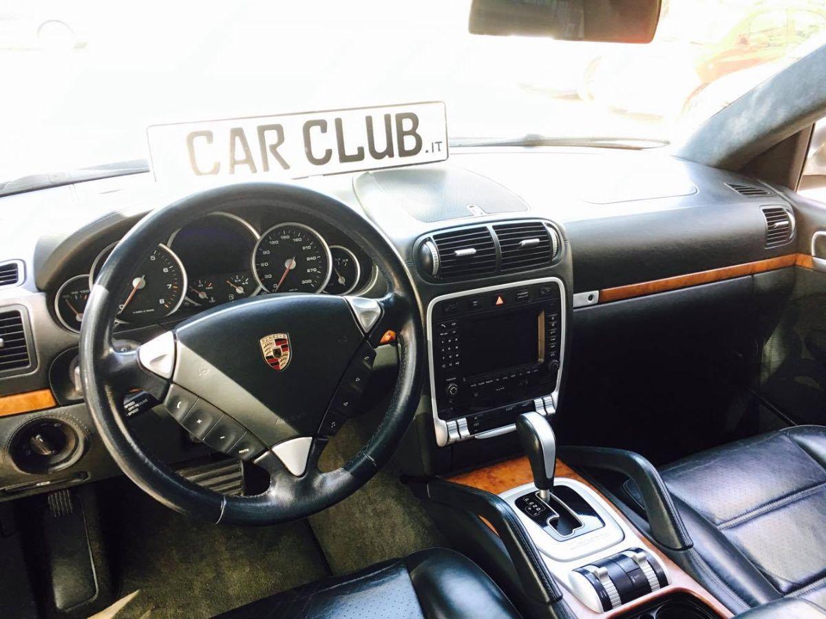 PORSCHE Cayenne Cayenne Turbo