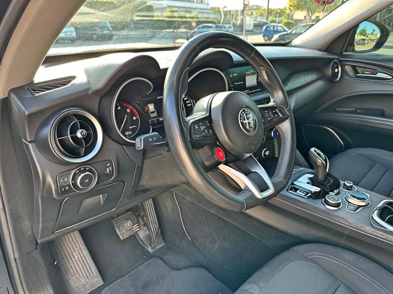 Alfa Romeo Stelvio 2.2 Turbodiesel 190 CV AT8 Q4 Business Garanzia