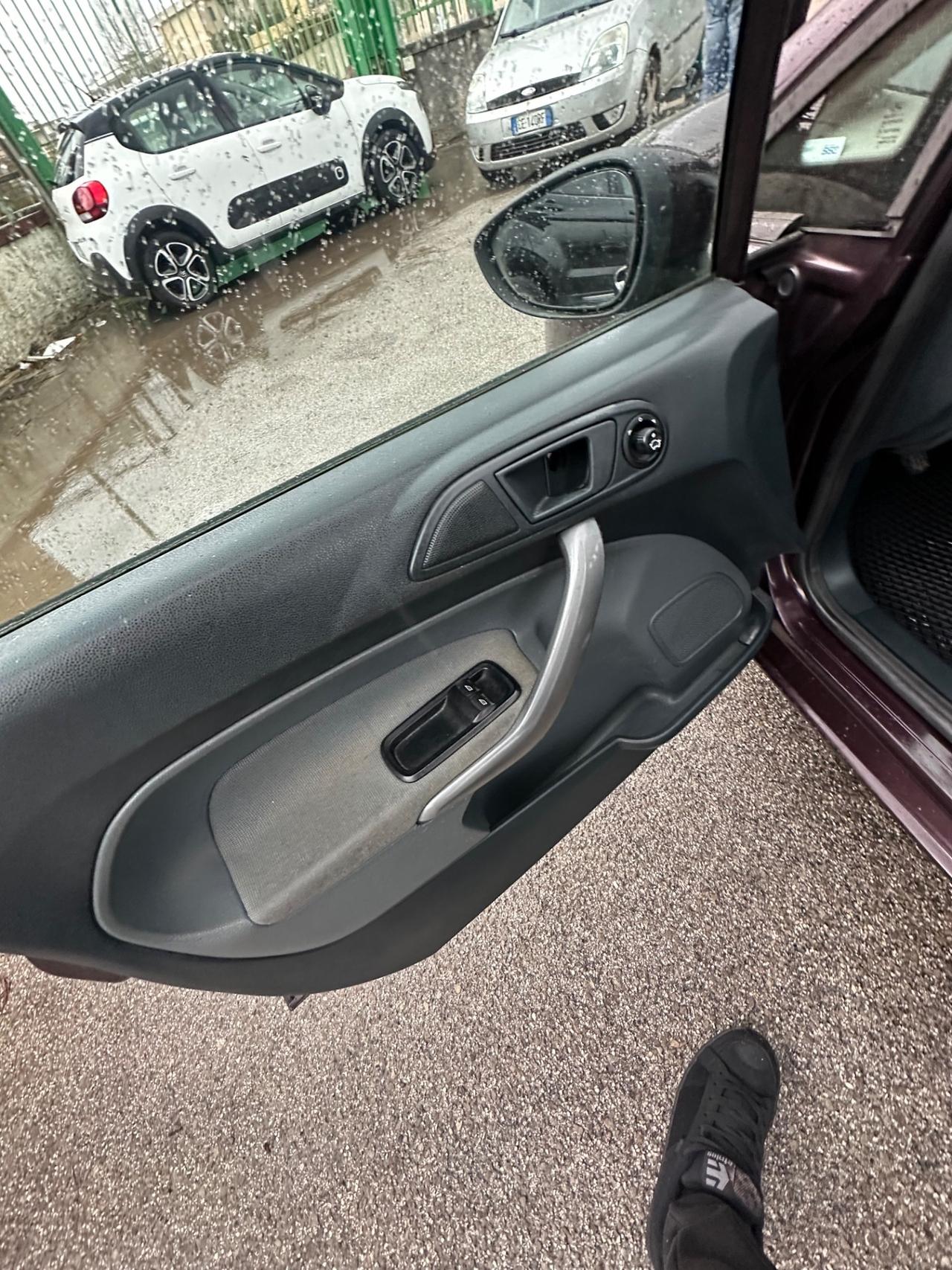 Ford Fiesta 1.2 82 CV 5 porte Titanium