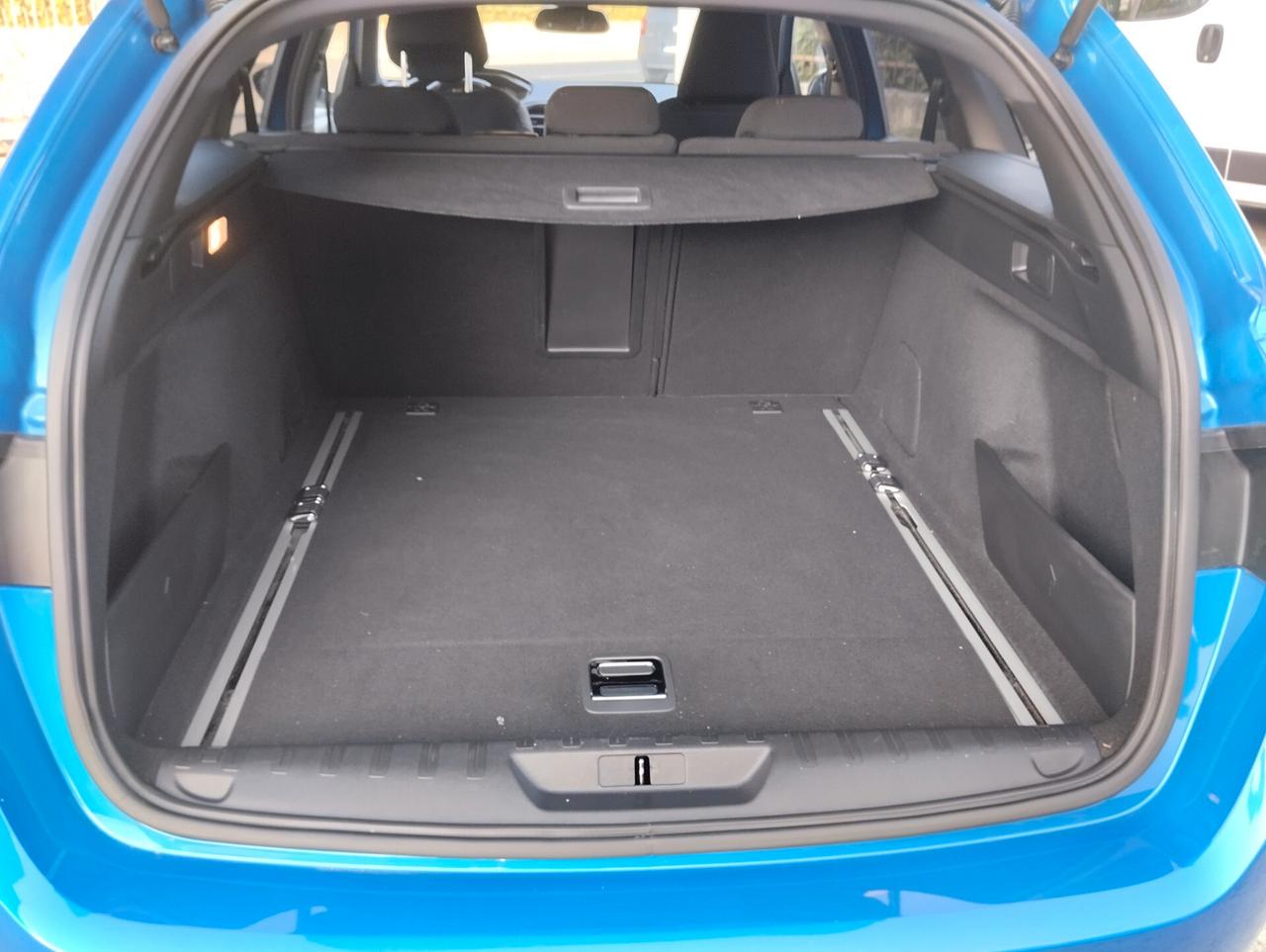 Peugeot 308 BlueHDi 130 S&S SW GT