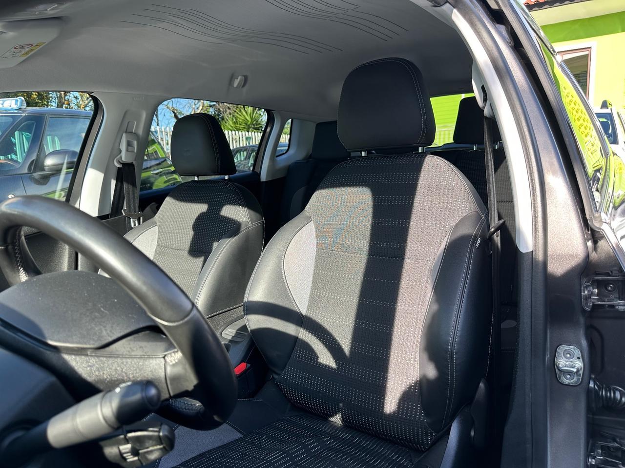 Peugeot 2008 HDi 120 Black Matt 100.000 Km