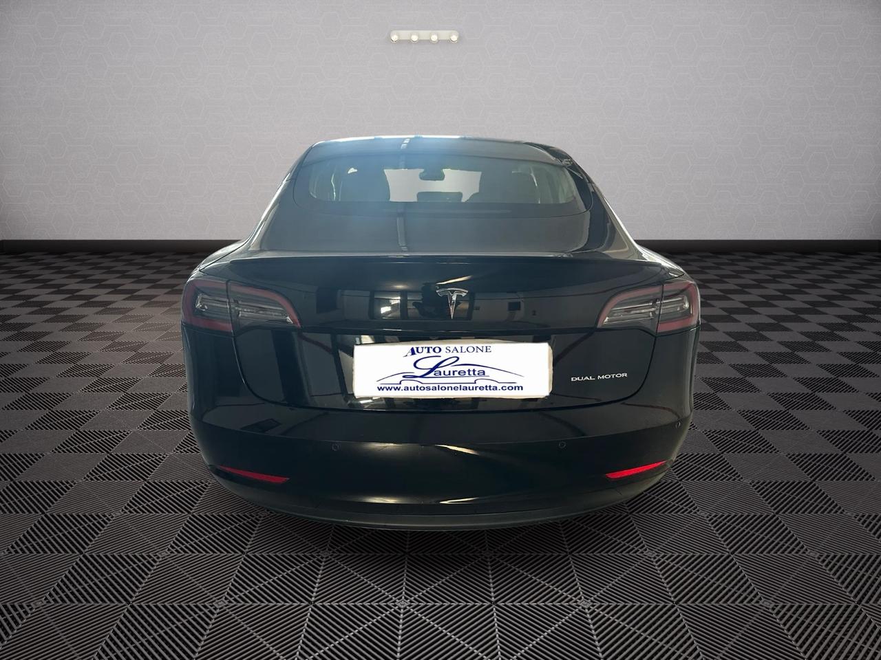 Tesla Model 3 Long Range Dual Motor AWD