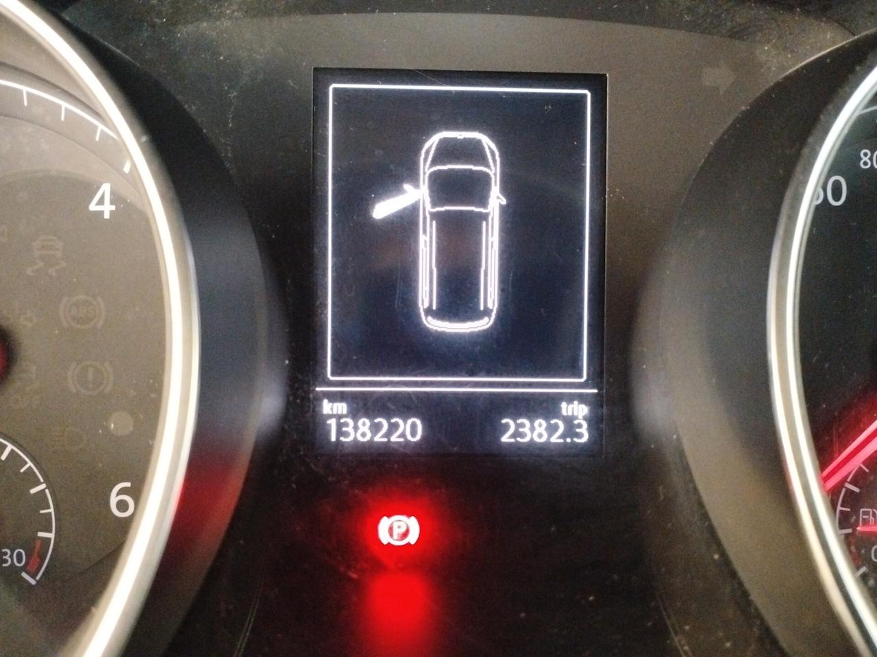 Volkswagen Touran 2.0 TDI 150 CV SCR DSG Comfortline BlueMotion Tech. - 7 POSTI