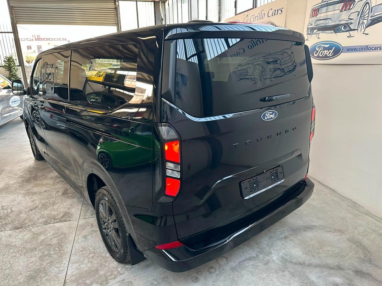 Ford Tourneo Custom Titanium KM0
