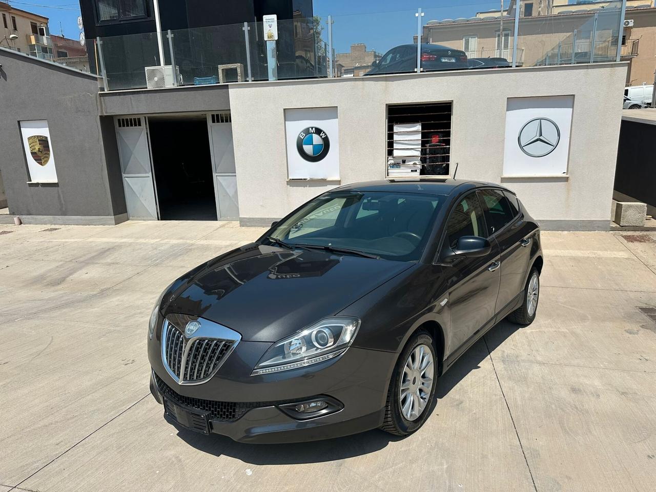 Lancia Delta 1.6 MJT DPF Oro