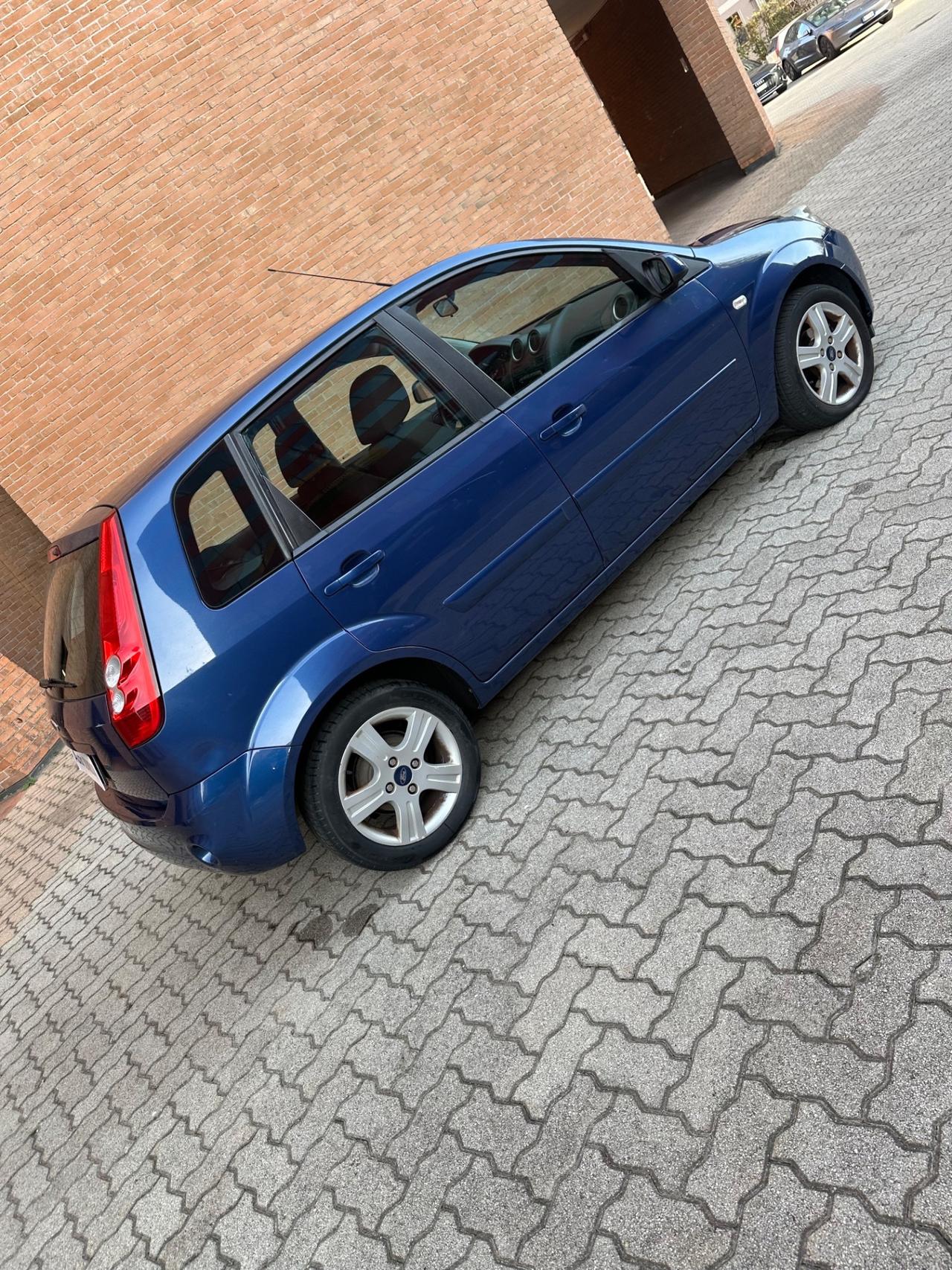 Ford Fiesta 1.2 16V 5p. Ghia