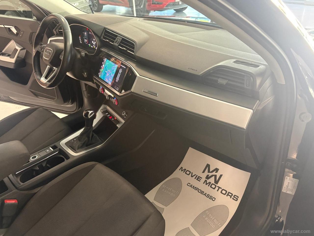 AUDI Q3 35 TDI S tronic Business Advanced