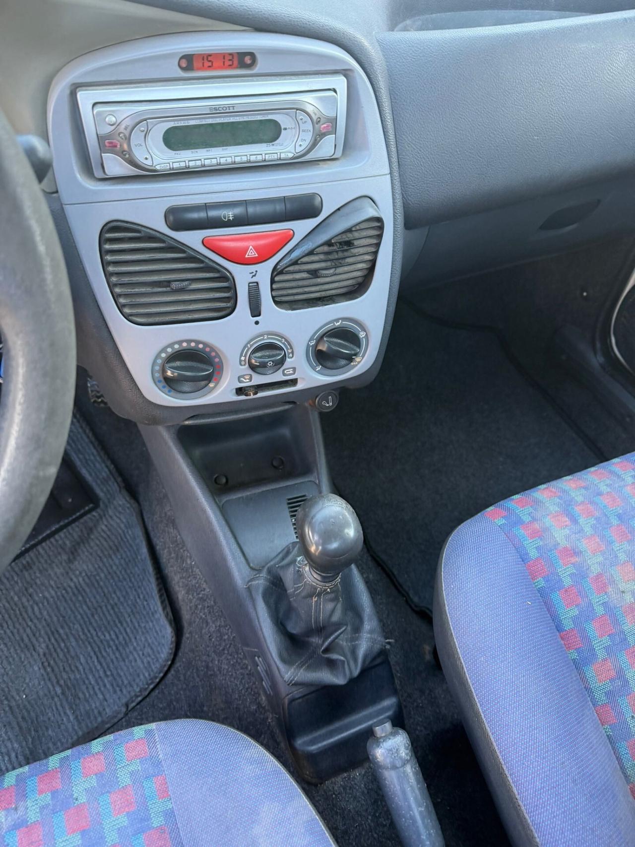 Fiat Strada 1.9 pick-up Gancio traino!!!