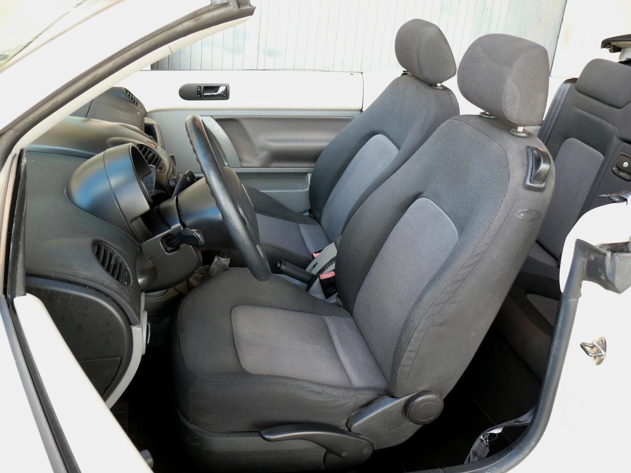 Volkswagen New Beetle 1.6 Cabrio (M1397)