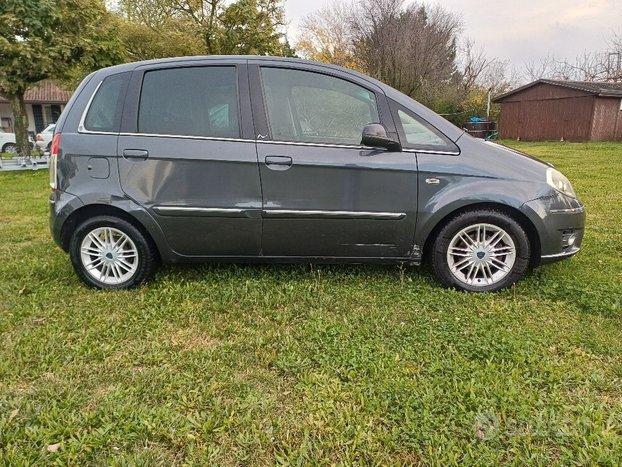 Lancia MUSA 1.4 16V Gold Dualogic Automatica