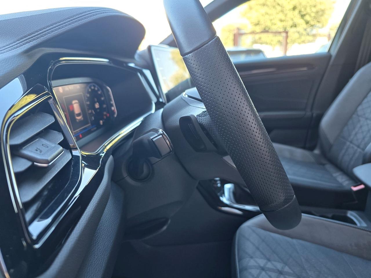Volkswagen T-Roc 2.0 TDI SCR 150 CV DSG R-Line