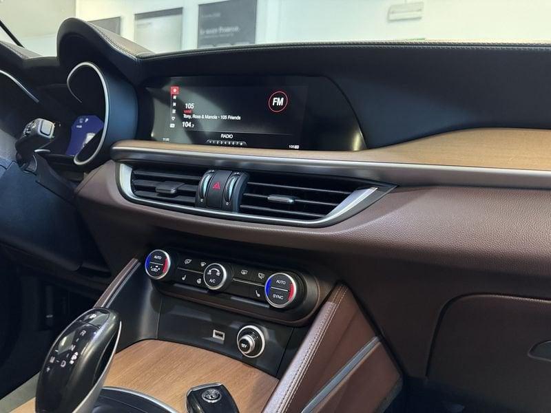 Alfa Romeo Stelvio 2.2 Turbo Diesel 210CV AT8 Q4 TI