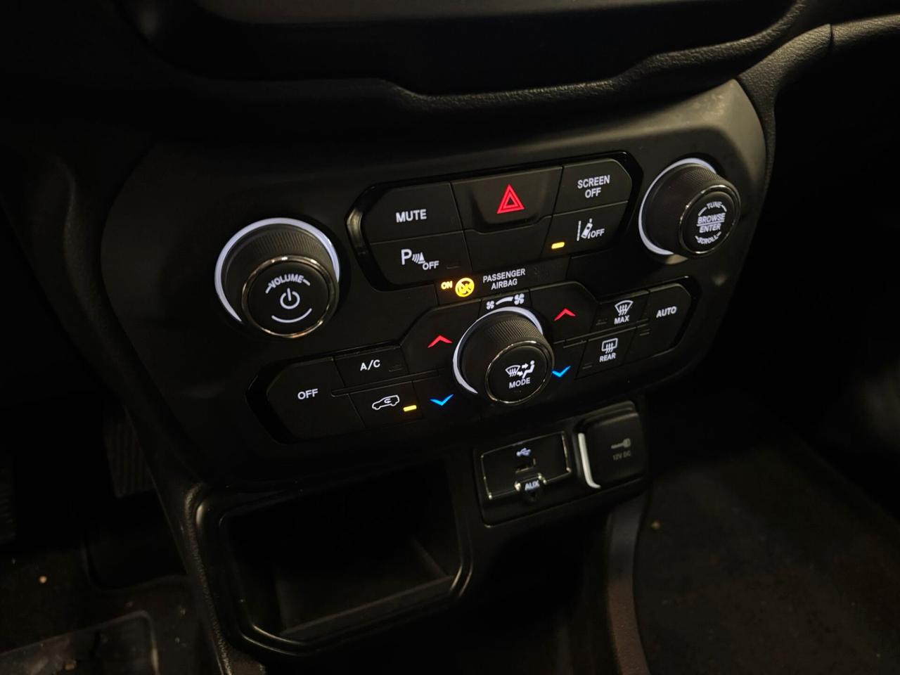 Jeep Renegade 1.6 Mjt 120 CV Night Eagle