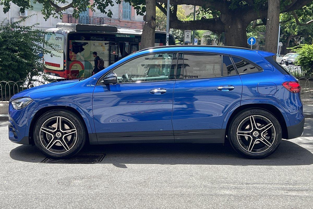 MERCEDES GLA 200 d Automatic AMG Line Premium