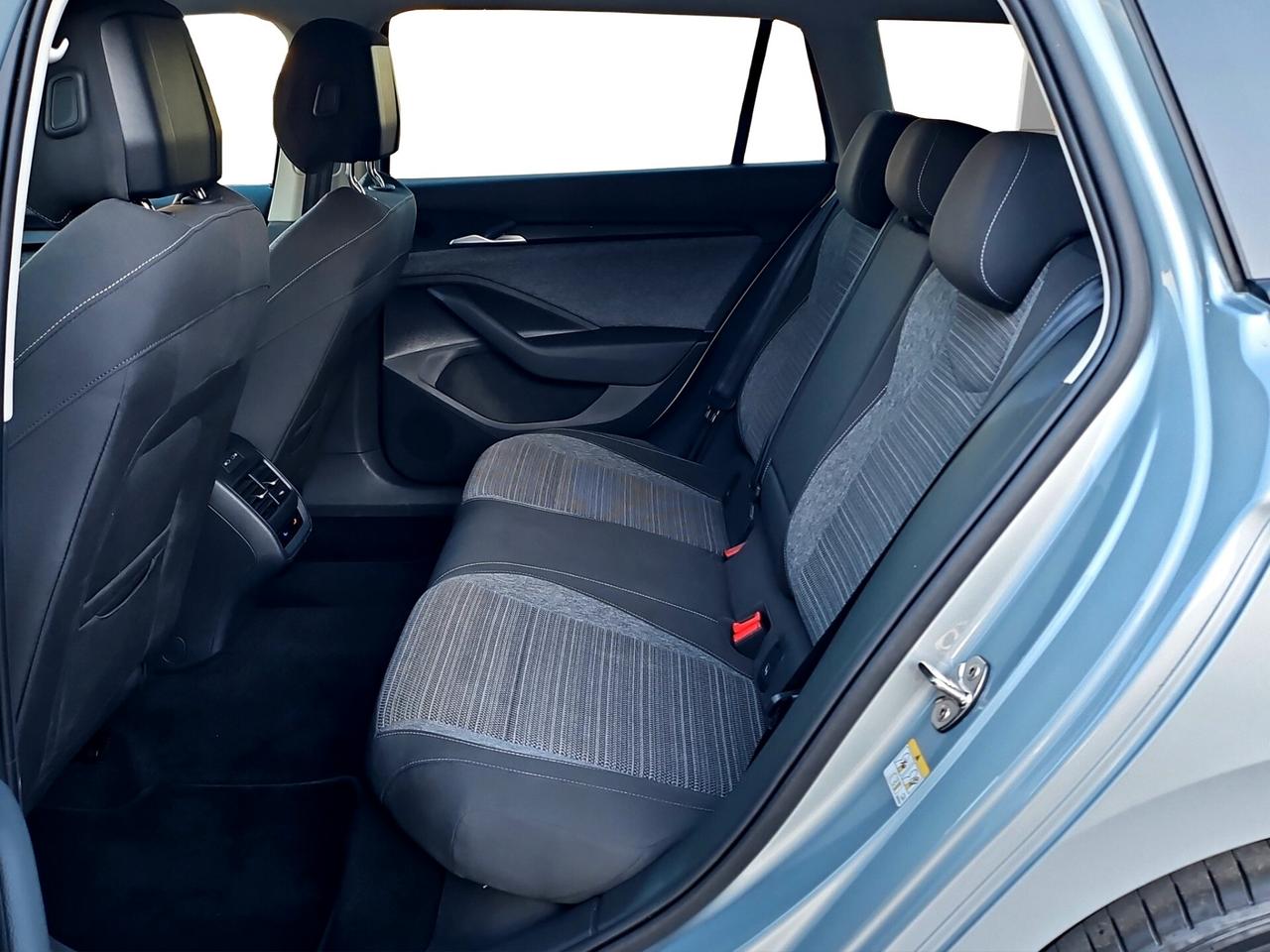 Skoda Superb 2.0 TDI DSG Wagon AUTOMATICA