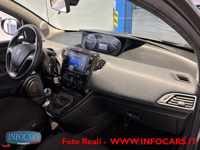 LANCIA Ypsilon 1.0 FireFly Hybrid Ecochic Gold - PROMO