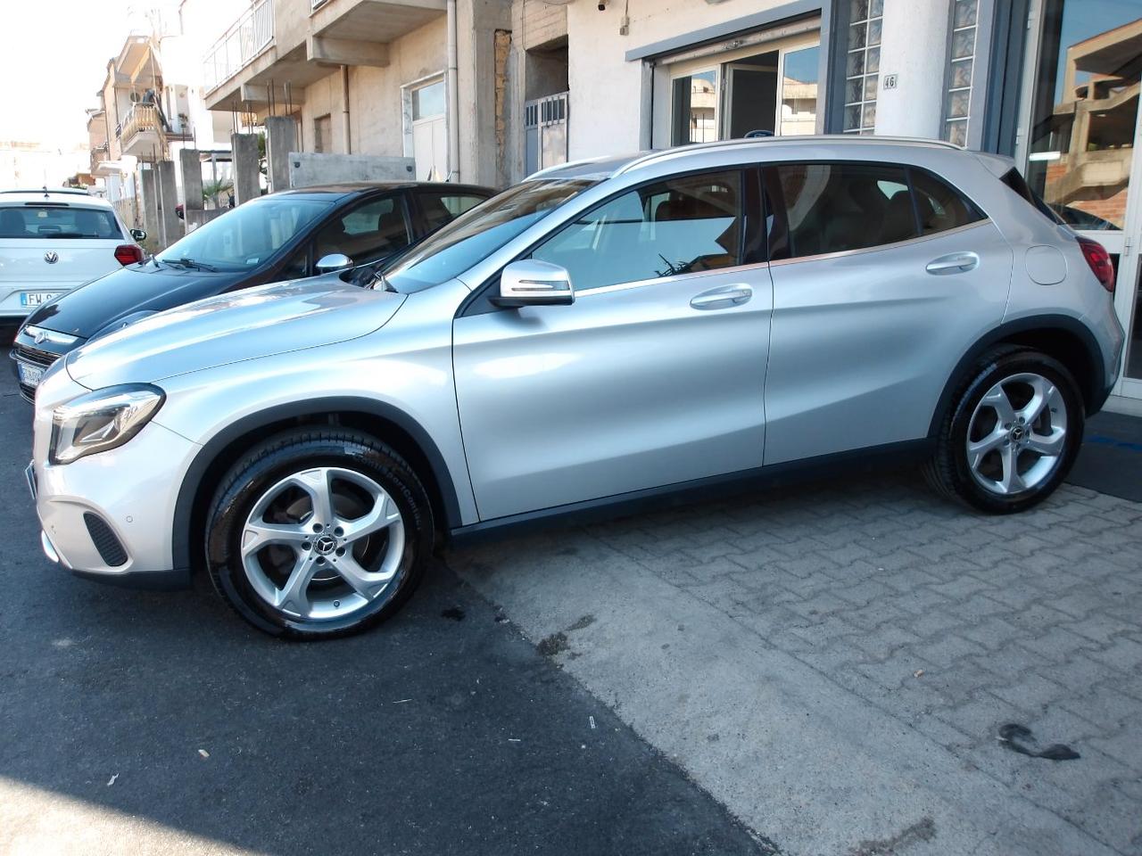 Mercedes GLA 200 d Premium auto
