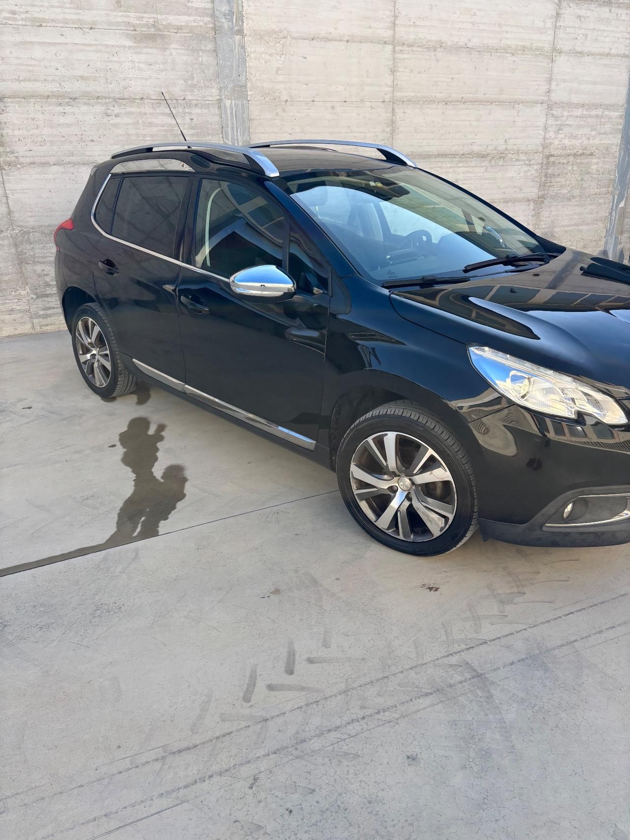 Peugeot 2008 BlueHDi 100 Allure