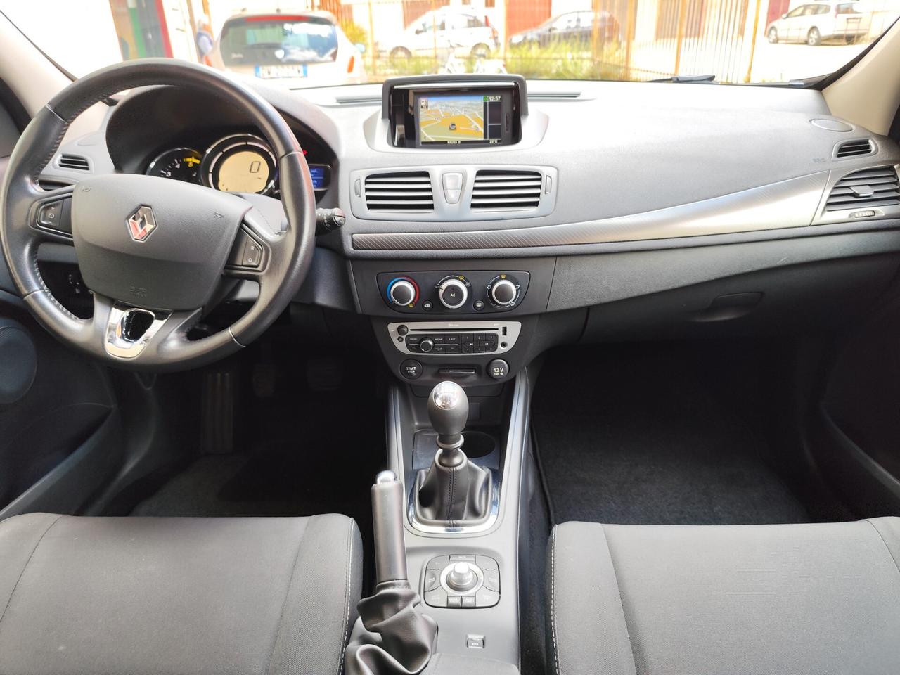 Renault Megane 1.5 dCi 110CV SporTour Live SW
