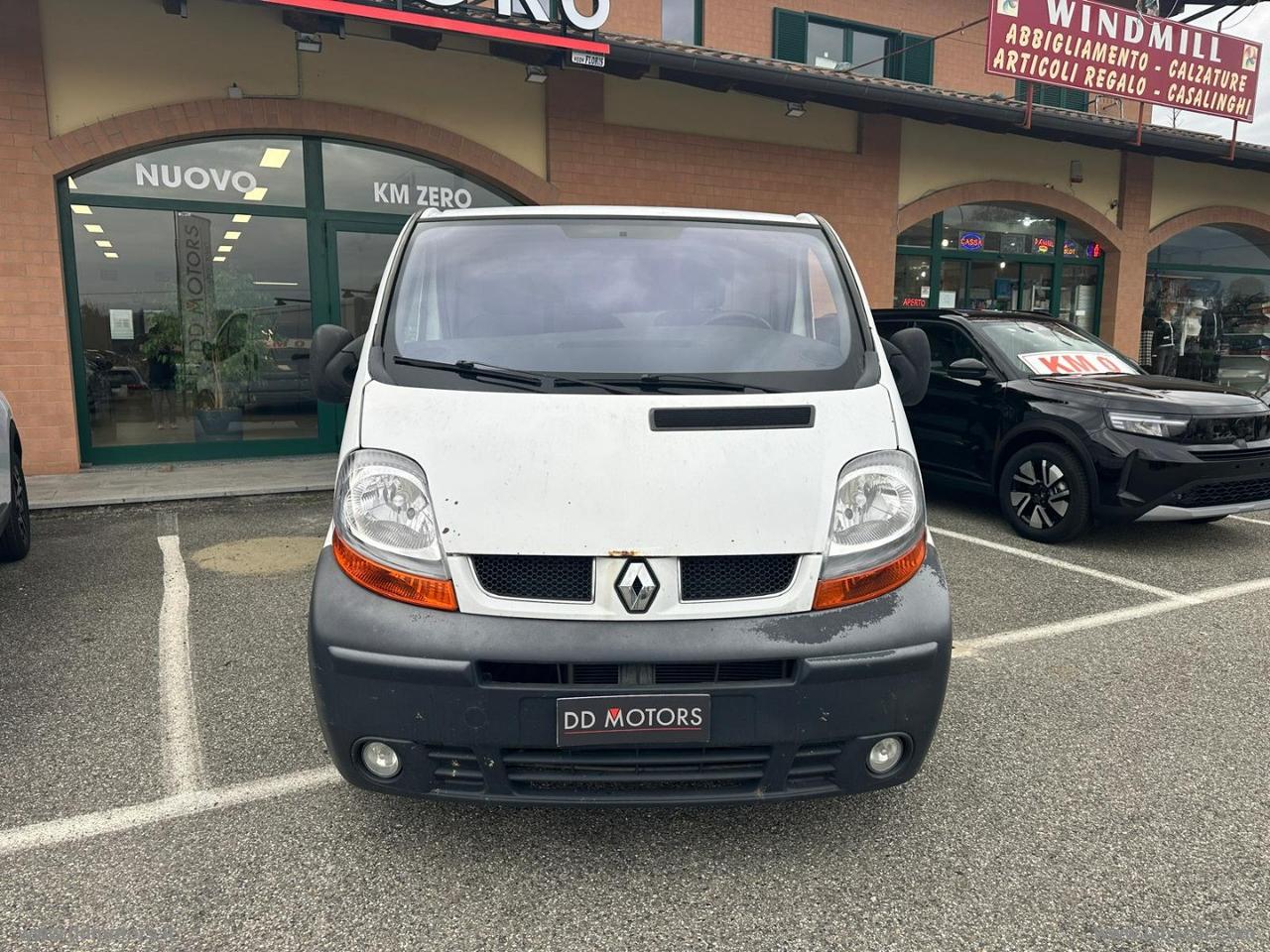 Trafic T27 1.9dCi/100PC-TN Combi Confort