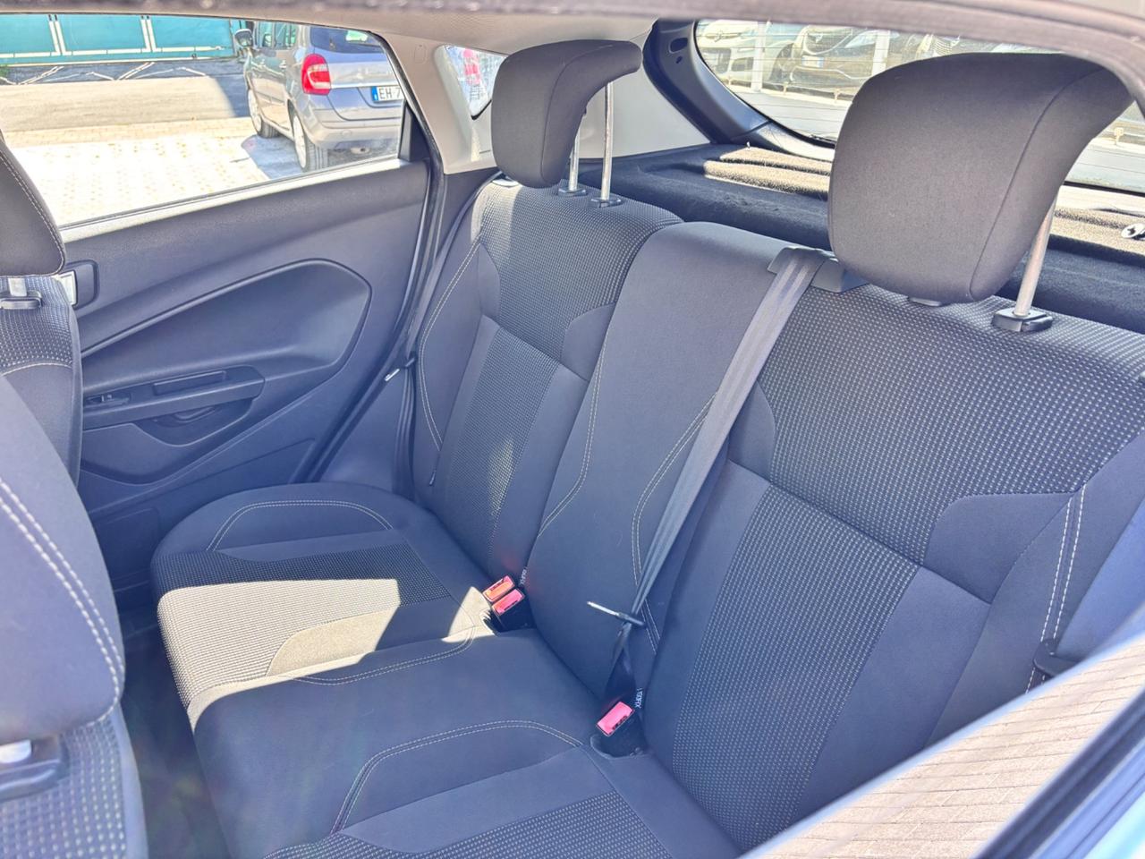 Ford Fiesta 1.5 TDCi 75CV 5 porte ST-Line