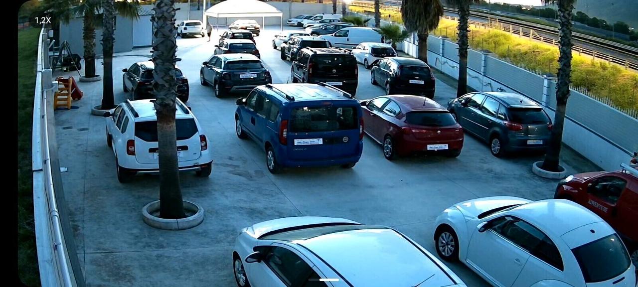 FIAT 500 DISEL 1.3 C.V 95 CROSS IL TOP DA VETRINA PER NEO PATENTATI
