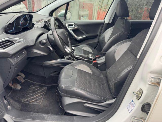 PEUGEOT 2008 1.6 e-HDi 115 CV Stop&Start Allure