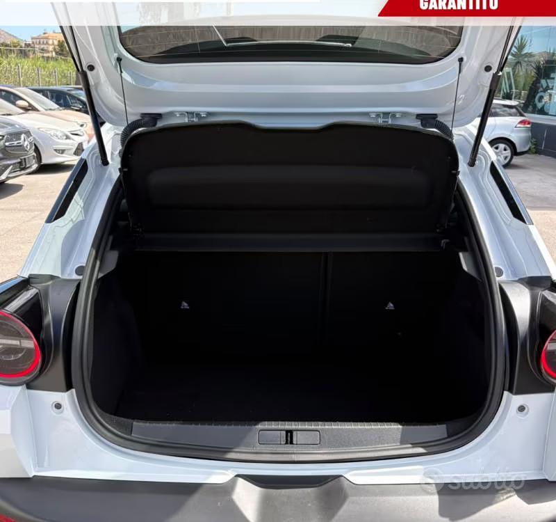 NUOVA LANCIA YPSILON HF LINE E DCT