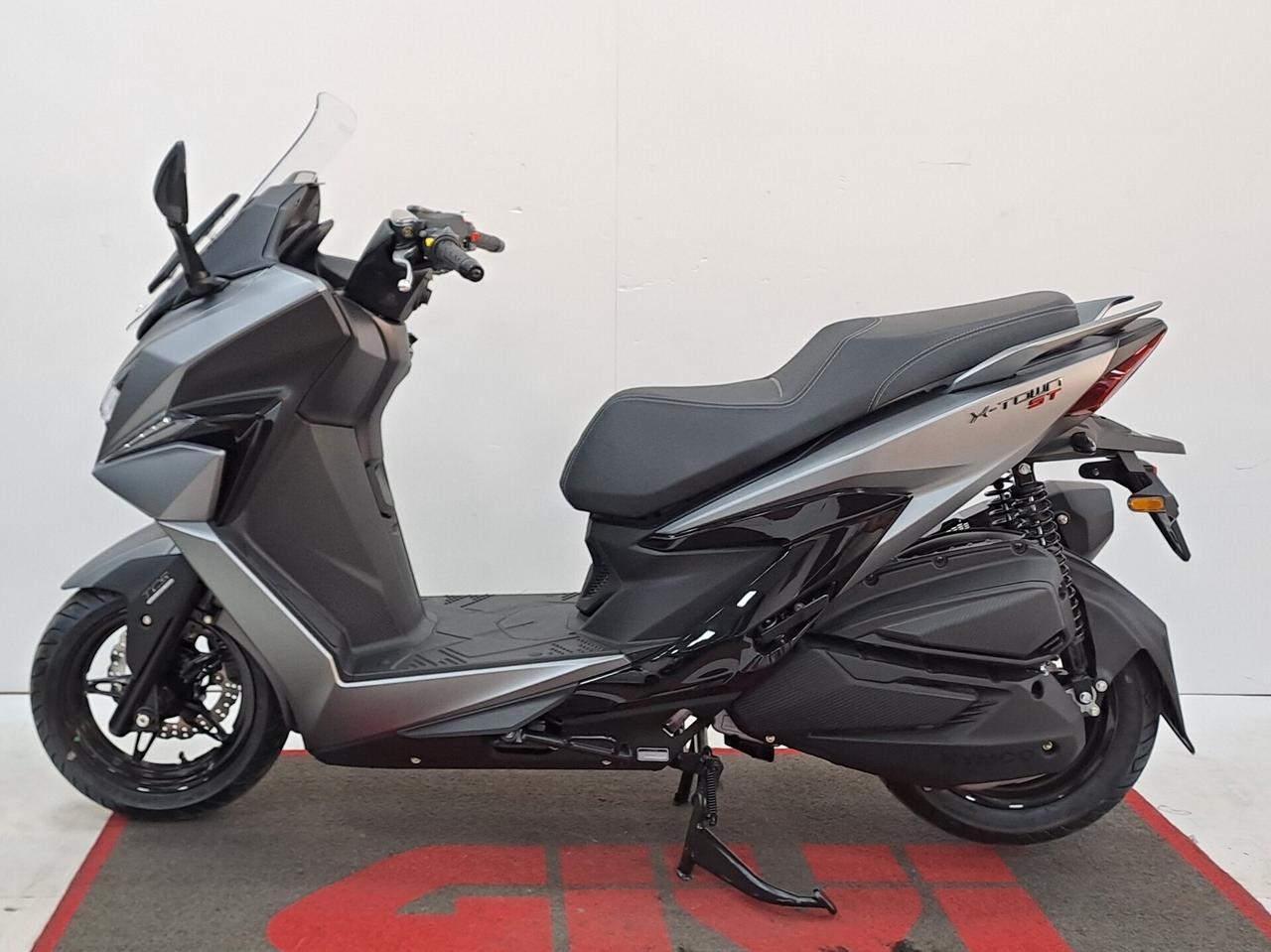 Kymco X-Town 250 ST DA 81 € AL MESE – SENZA ANTICIPO