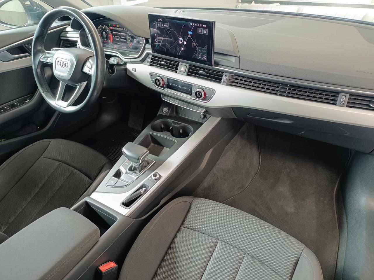 Audi A4 Avant 35 TDI/163 CV S tronic Business Advanced