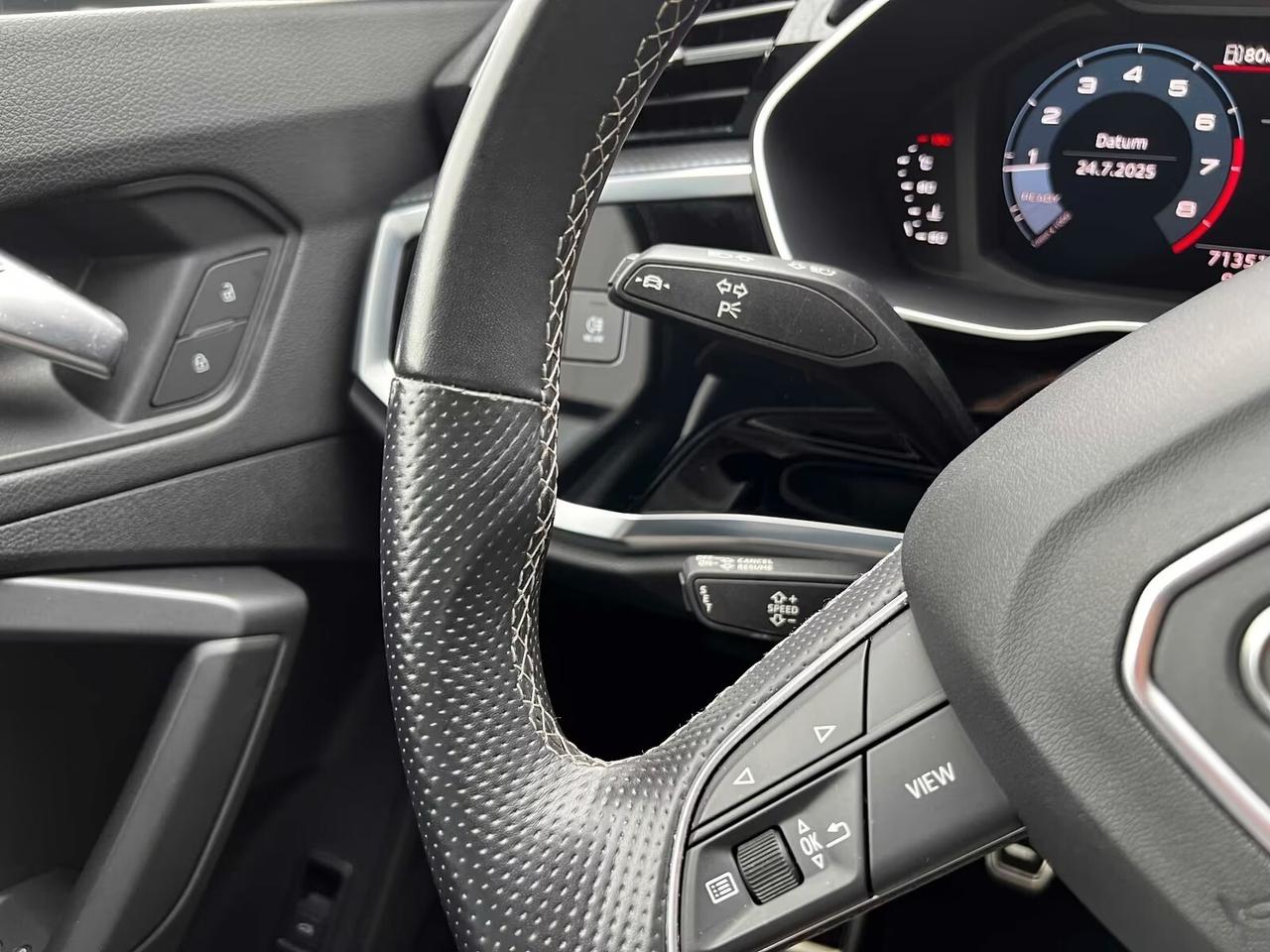 Audi Q3 35 TFSI S line edition