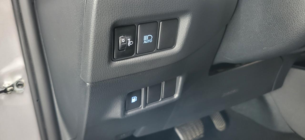 Toyota C-HR 1.8 Hybrid E-CVT Active